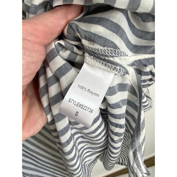 Hudson Gray Oversized top size small - Picture 4 of 5